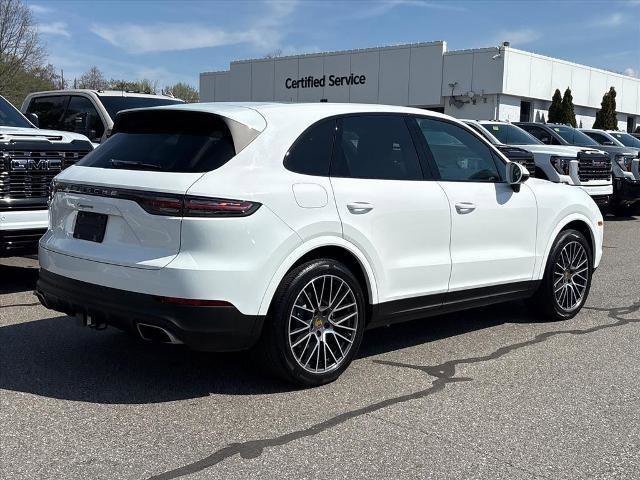Used 2020 Porsche Cayenne image 2