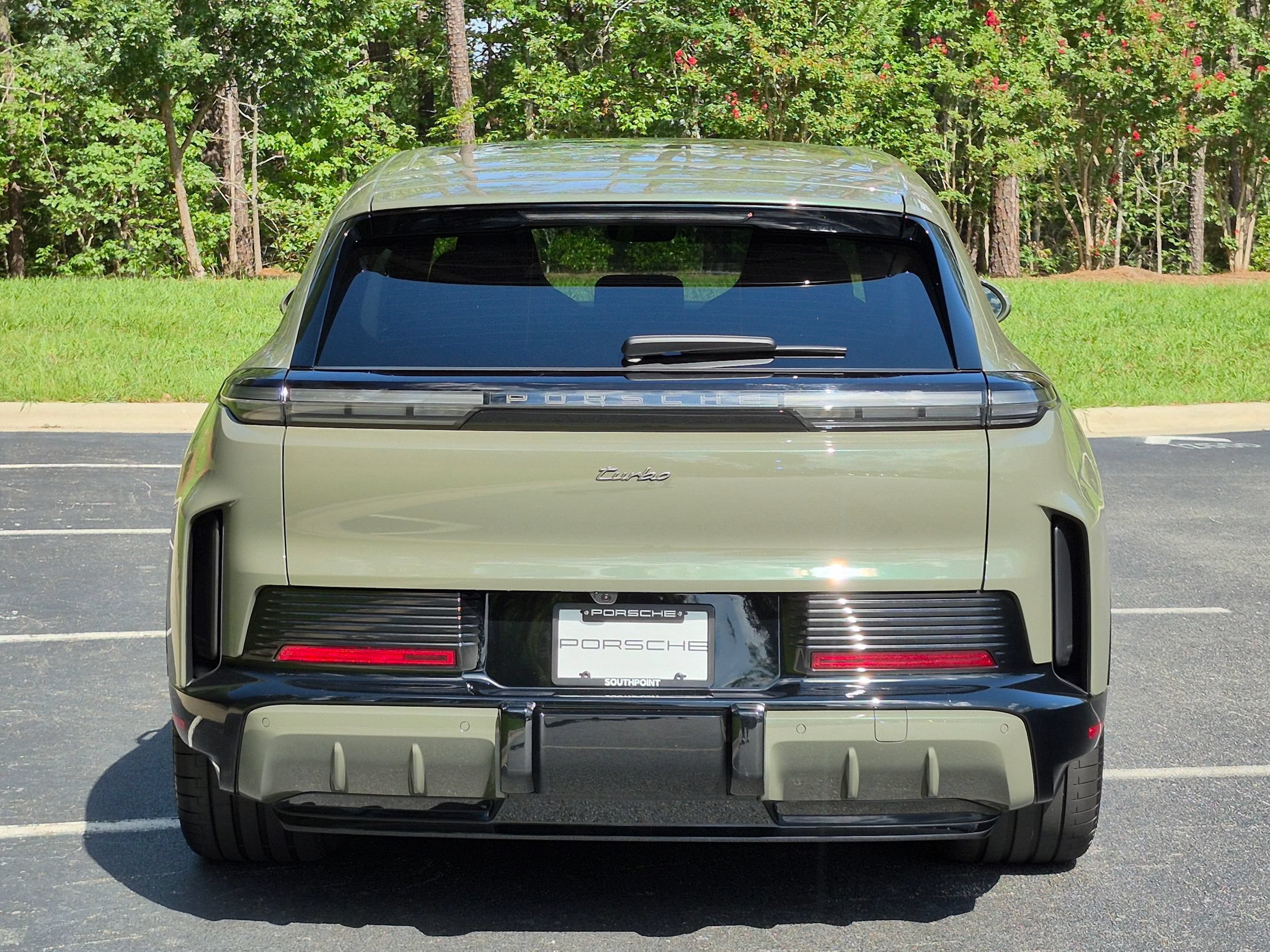 New 2026 Porsche Cayenne Turbo Electric AWD/4WD image 29