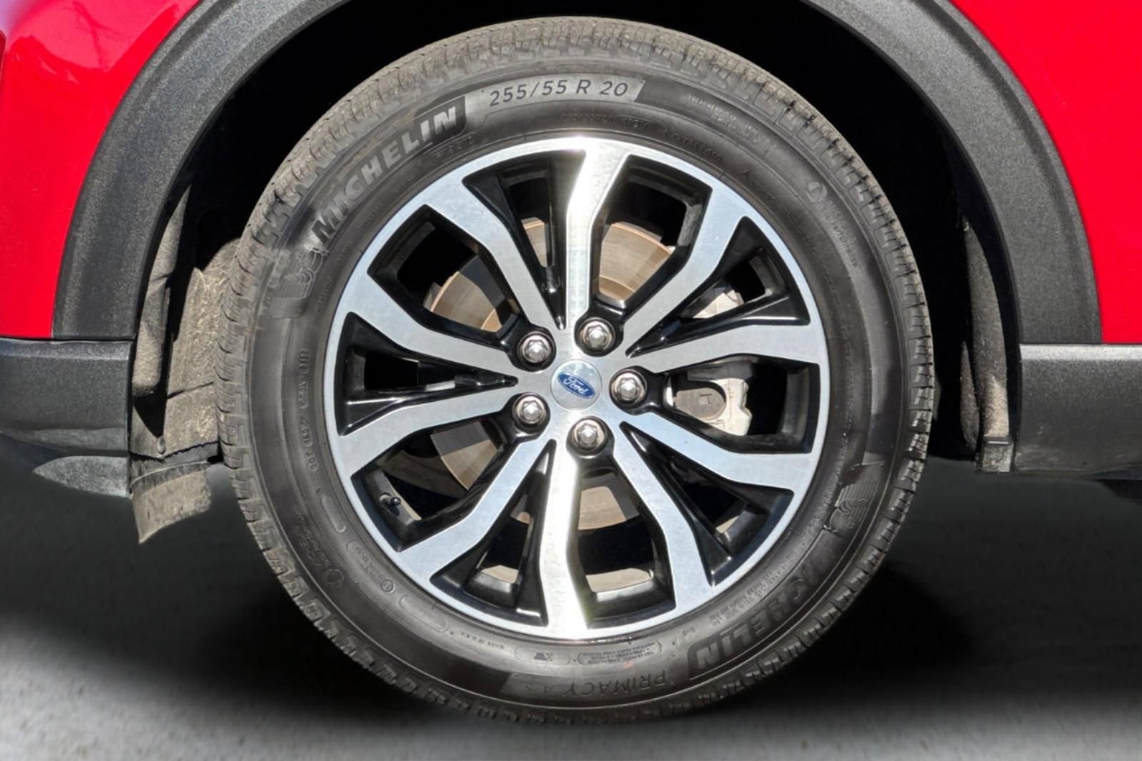 Certified 2025 Ford Explorer ST-Line AWD/4WD image 26