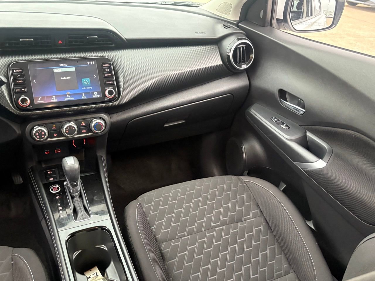 Certified 2023 Nissan Kicks SV FWD image 17