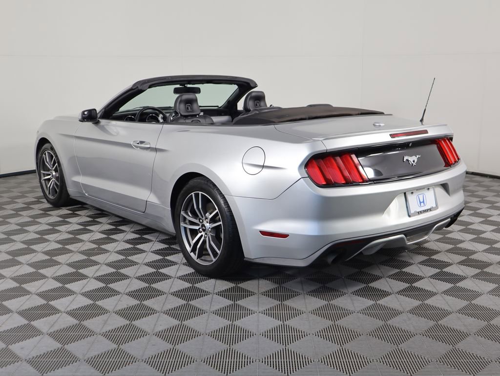 Used 2016 Ford Mustang Premium image 7