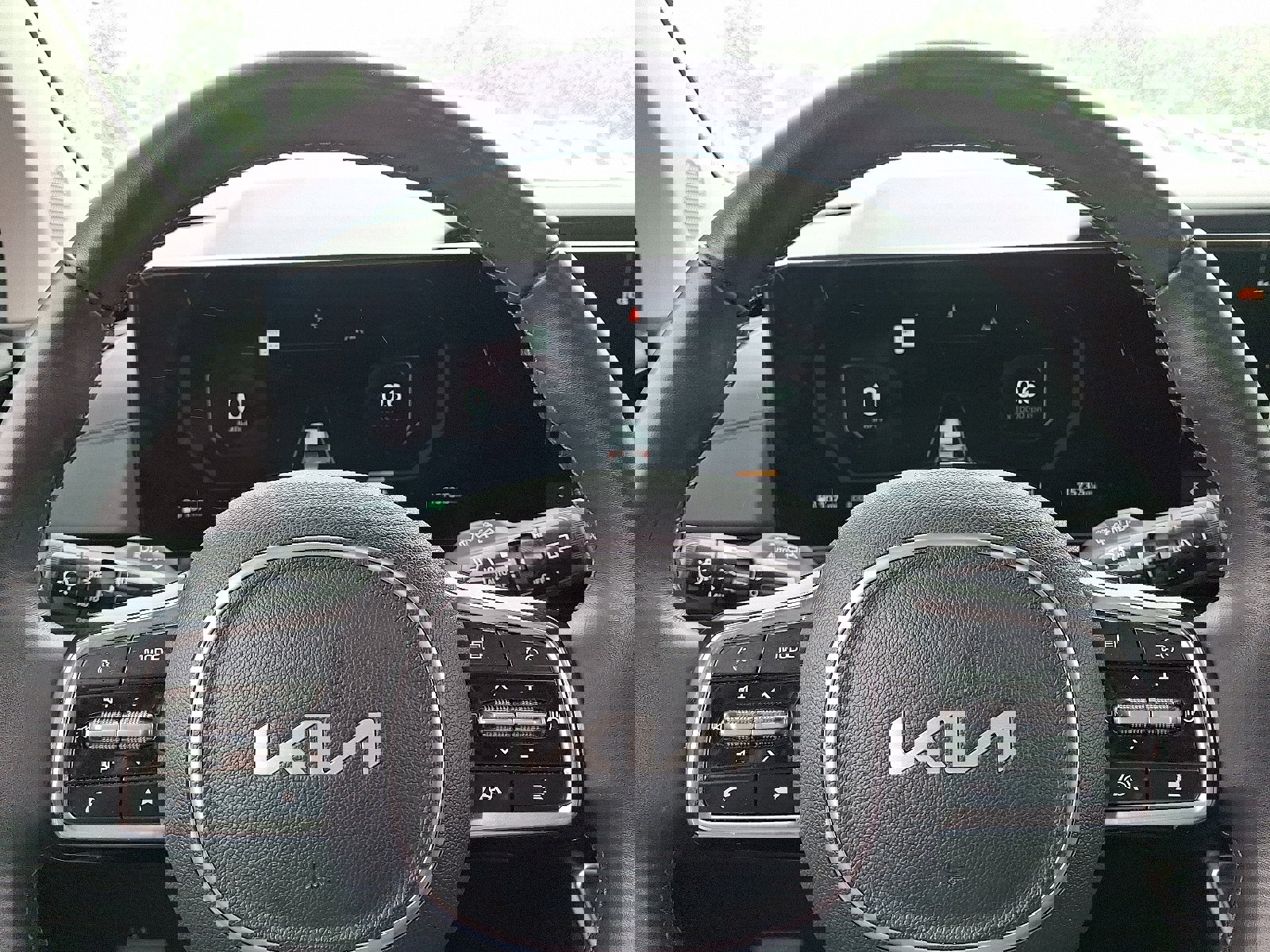 Used 2025 Kia Carnival SX Prestige image 20