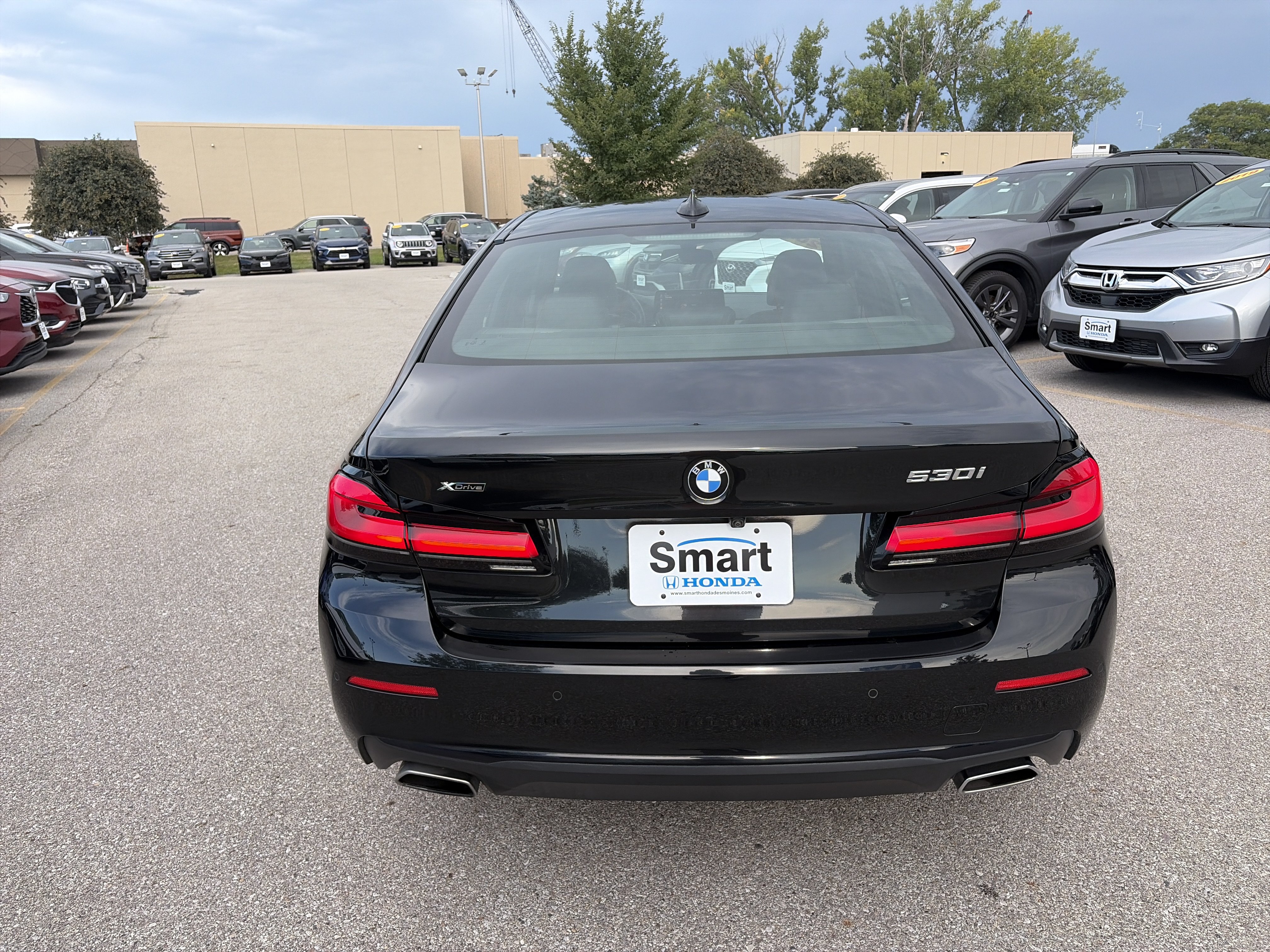 Used 2022 BMW 530i xDrive w/ Premium Package AWD/4WD image 6