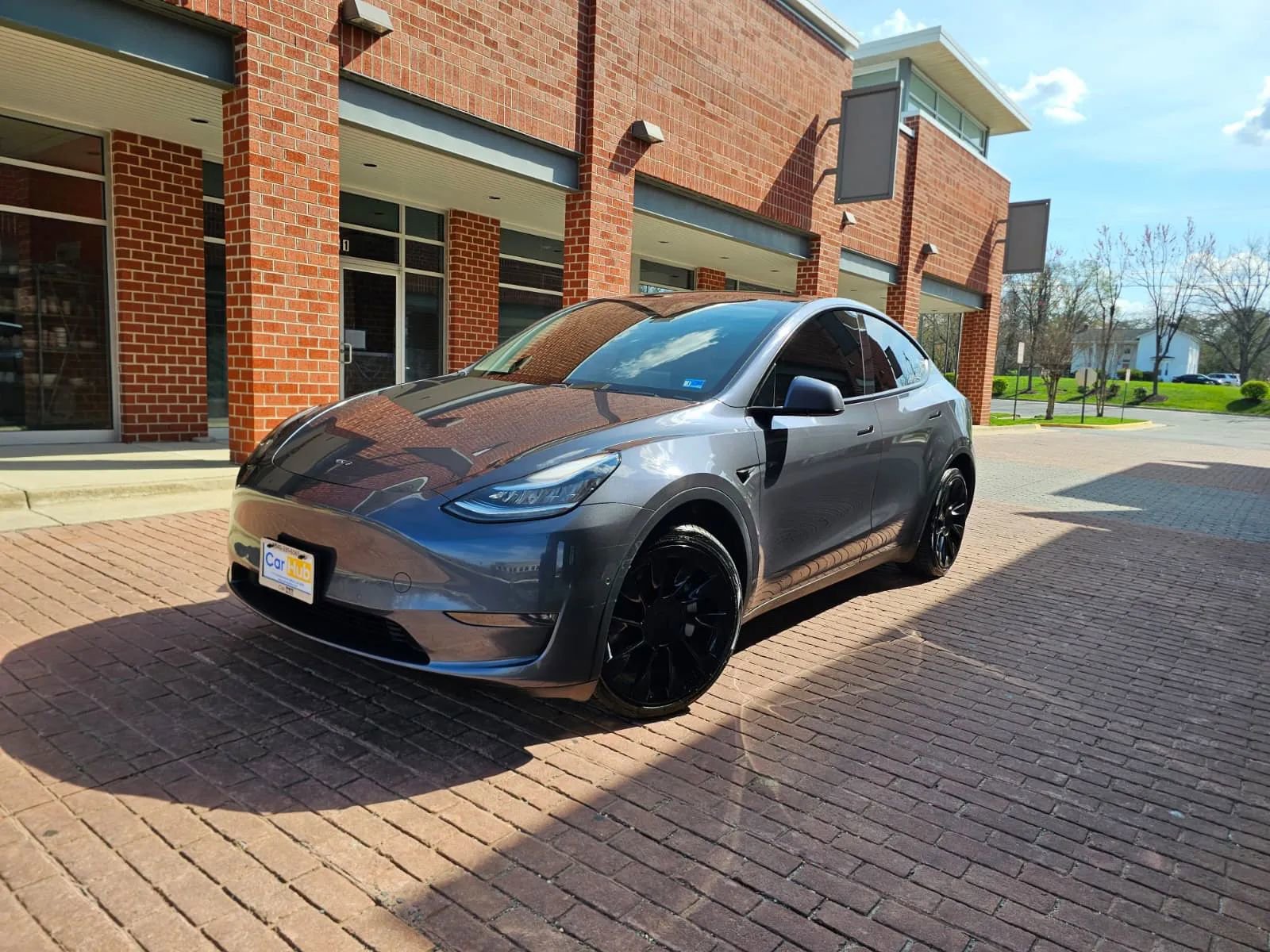 Used 2020 Tesla Model Y Long Range AWD/4WD image 3