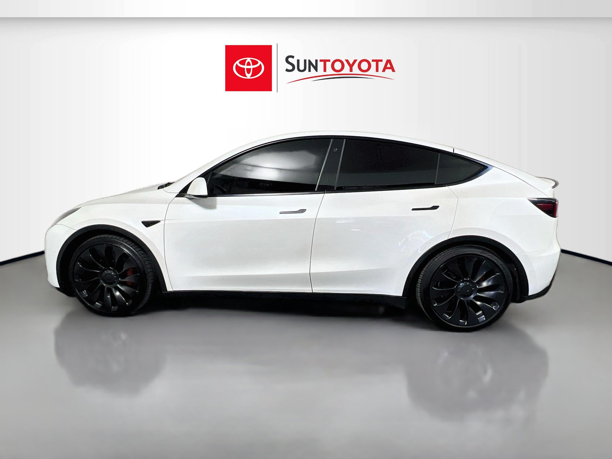 Used 2022 Tesla Model Y Performance AWD/4WD image 7