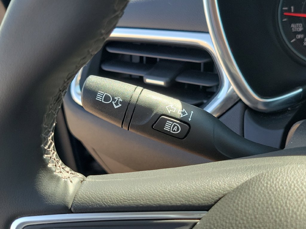 Used 2024 Chevrolet Equinox LT w/ LPO, Floor Liner Package FWD image 16