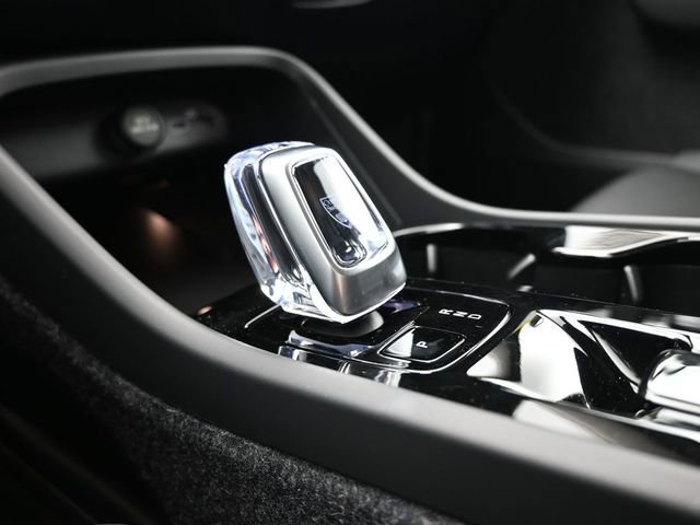 New 2026 Volvo XC40 B5 Plus w/ Protection Package Premier image 11