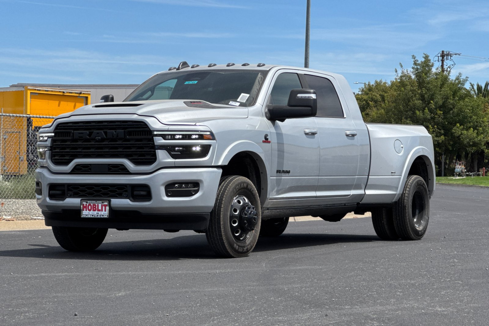 New 2026 RAM 3500 Limited AWD/4WD image 7