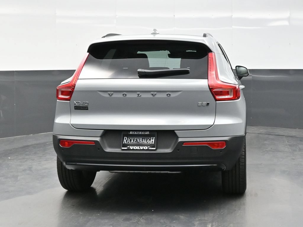 New 2026 Volvo XC40 B5 Plus w/ Protection Package Premier AWD/4WD image 6