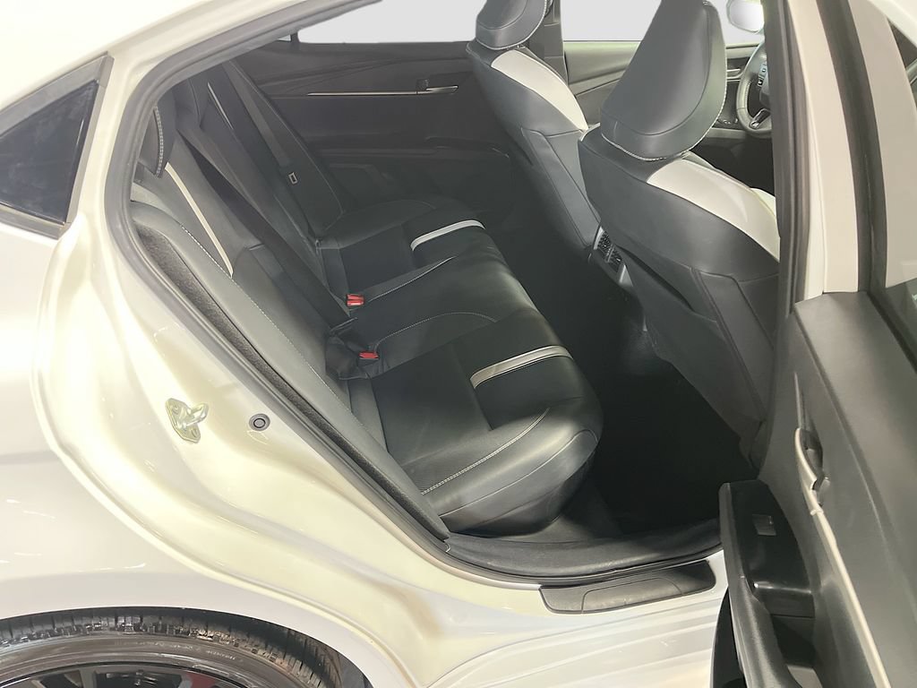 Used 2025 Toyota Camry SE FWD image 27