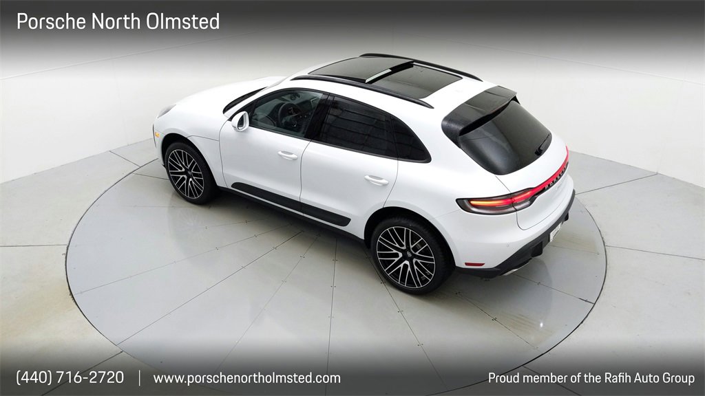 Used 2022 Porsche Macan image 22