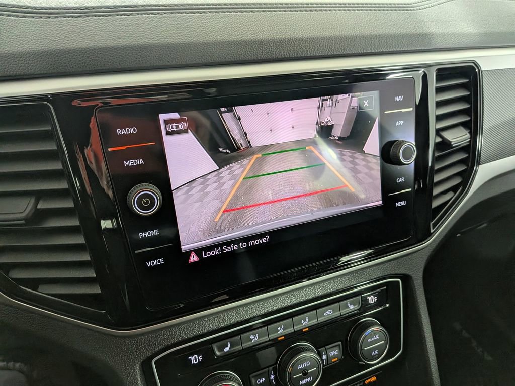 Used 2022 Volkswagen Atlas Cross Sport SEL R-Line image 26