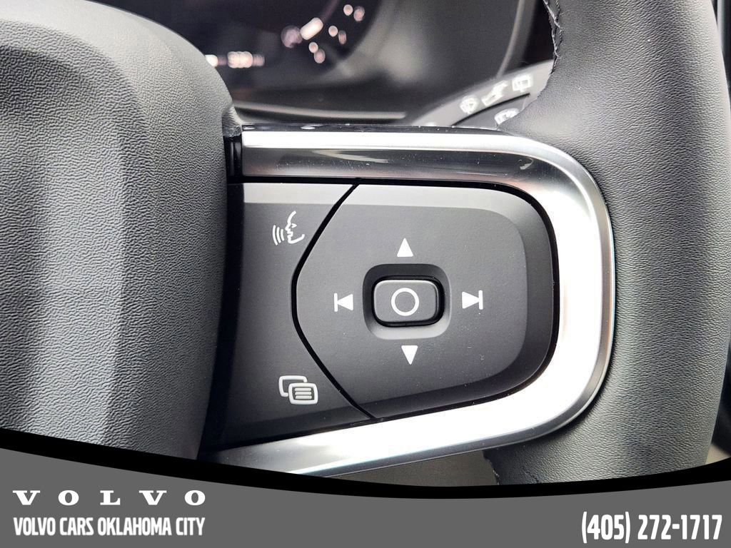 Used 2026 Volvo XC40 B5 Plus w/ Protection Package Premier AWD/4WD image 28