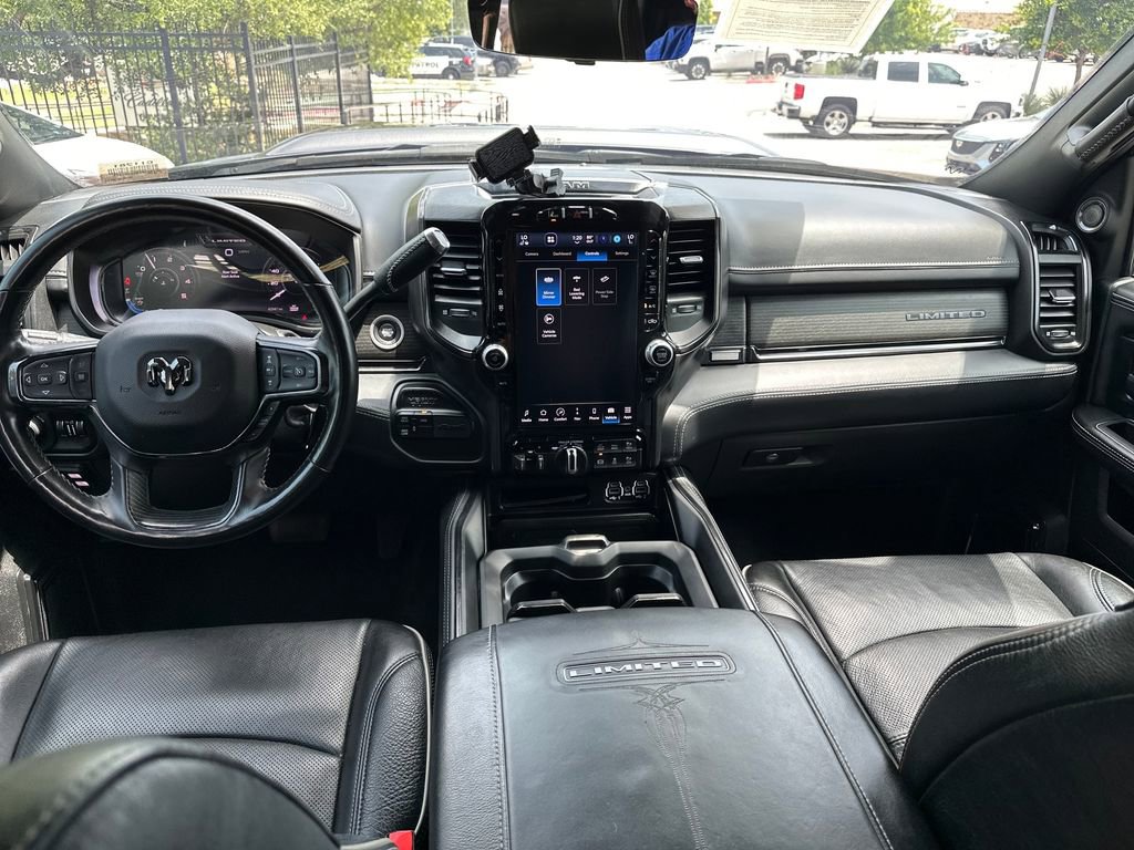 Used 2024 RAM 3500 Limited AWD/4WD image 34