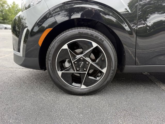 Certified 2025 Kia Soul EX FWD image 38