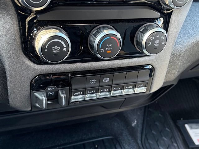 New 2026 RAM 5500 Tradesman w/ Chrome Appearance Group AWD/4WD image 20