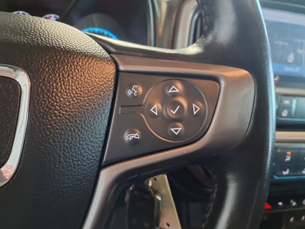 Used 2022 GMC Canyon AT4 image 26