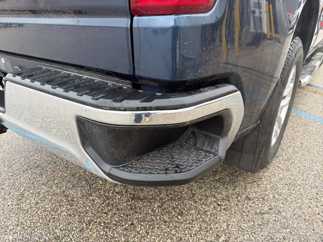 Used 2022 Chevrolet Silverado 1500 LT AWD/4WD image 10