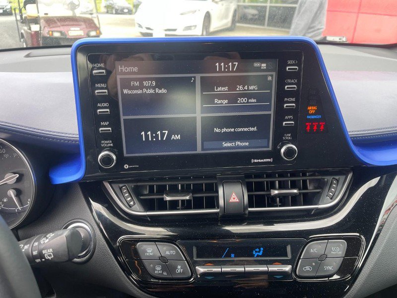 Used 2021 Toyota C-HR XLE FWD image 11