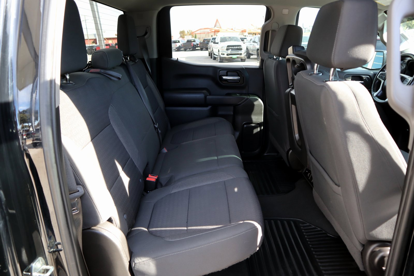 Used 2022 Chevrolet Silverado 1500 LT image 16