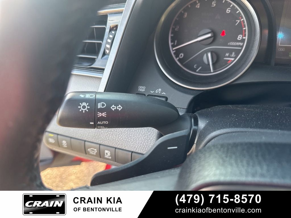 Used 2022 Toyota Camry SE image 26
