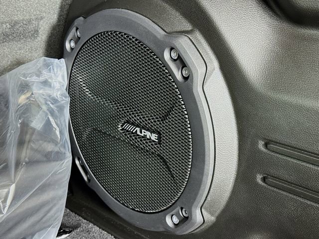 New 2025 Jeep Wrangler Unlimited Rubicon w/ Technology Group image 21