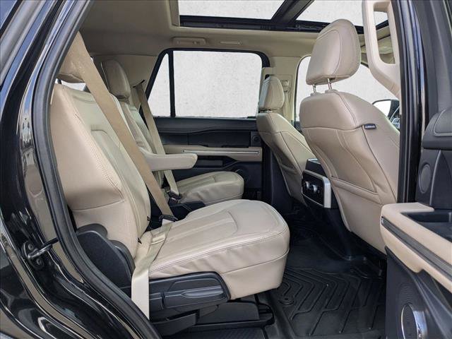 Used 2022 Ford Expedition Limited image 23