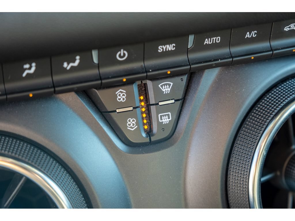 Used 2025 Chevrolet Blazer LT AWD/4WD image 29