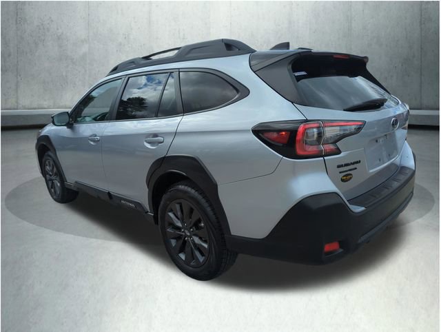 Used 2025 Subaru Outback Onyx Edition image 3