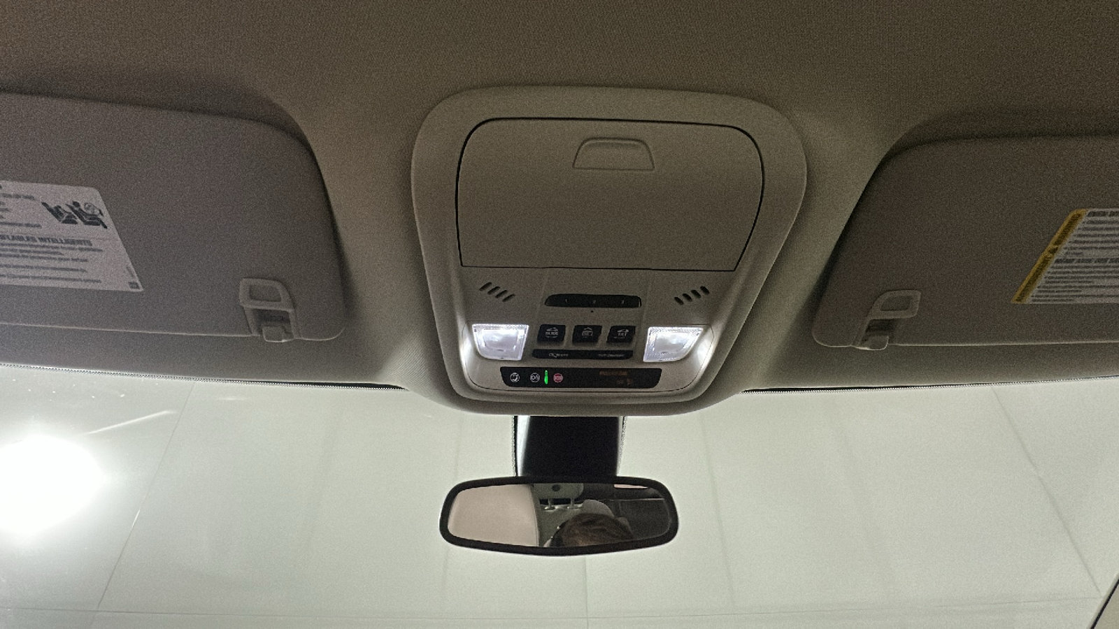 Used 2023 Buick Enclave Essence w/ Experience Buick Package AWD/4WD image 29