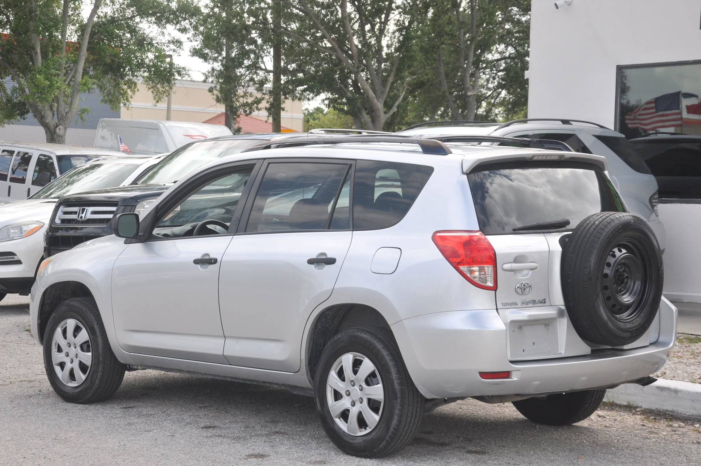 Used 2007 Toyota RAV4 2WD image 8