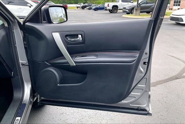 Used 2012 Nissan Rogue SL image 24