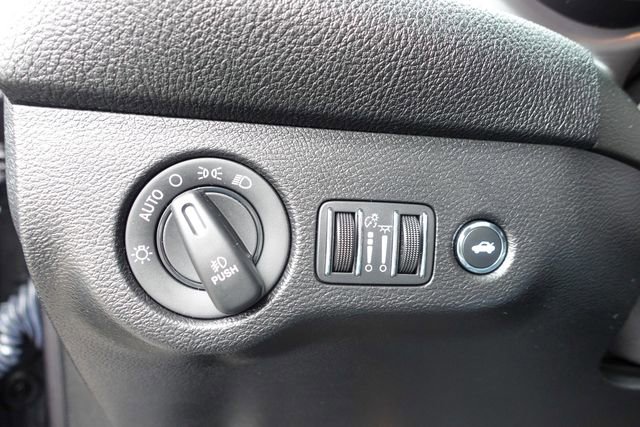 Used 2022 Dodge Challenger GT image 17