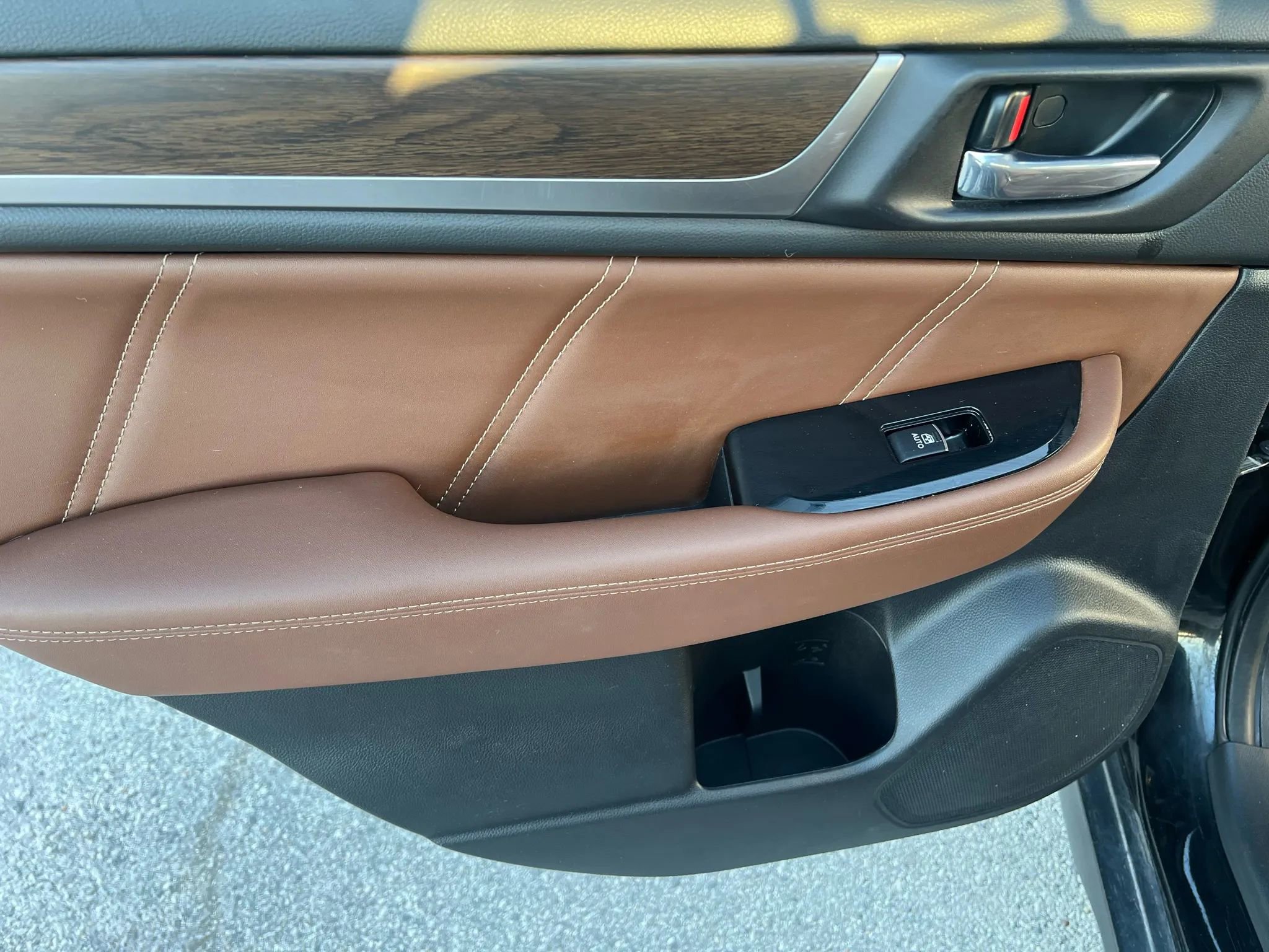 Used 2018 Subaru Outback 3.6R Touring w/ Popular Package #3 image 23