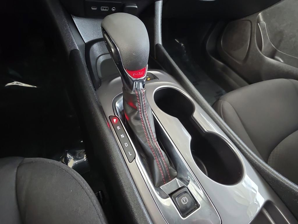 Used 2025 Chevrolet Malibu RS image 16