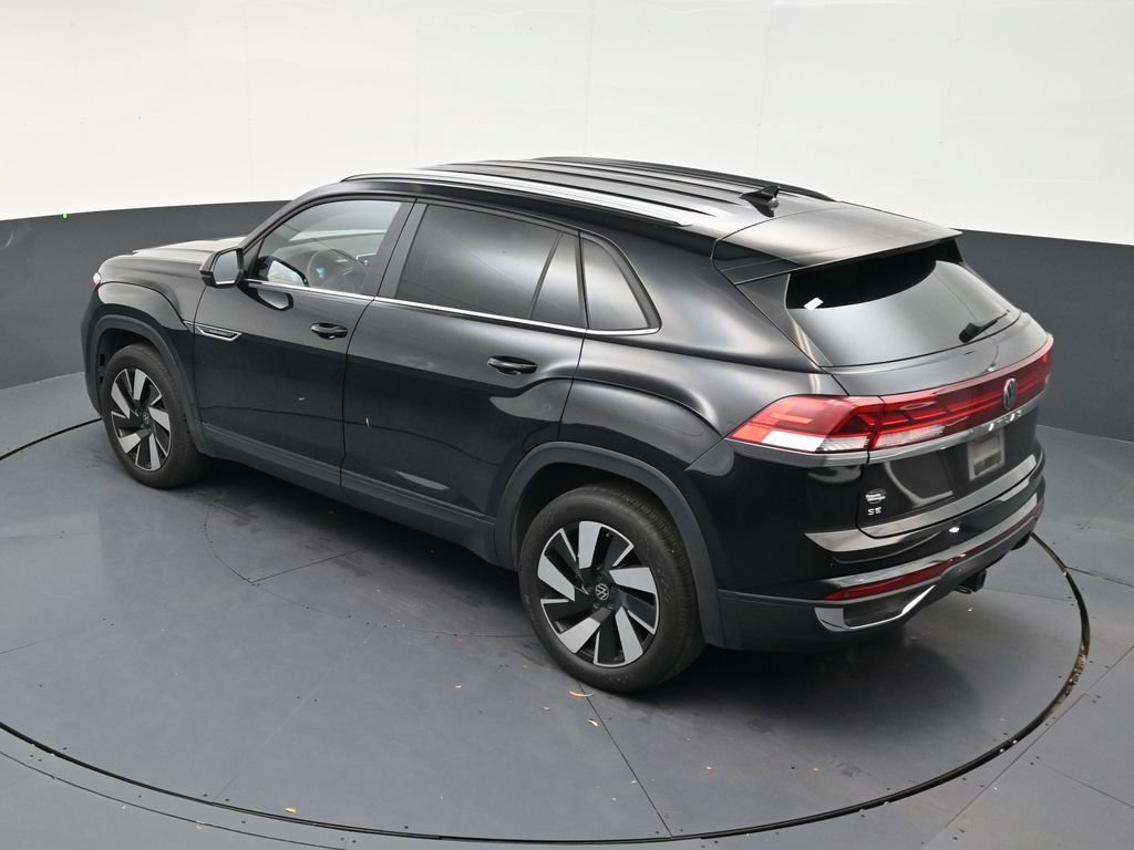 Used 2024 Volkswagen Atlas Cross Sport SE FWD image 14