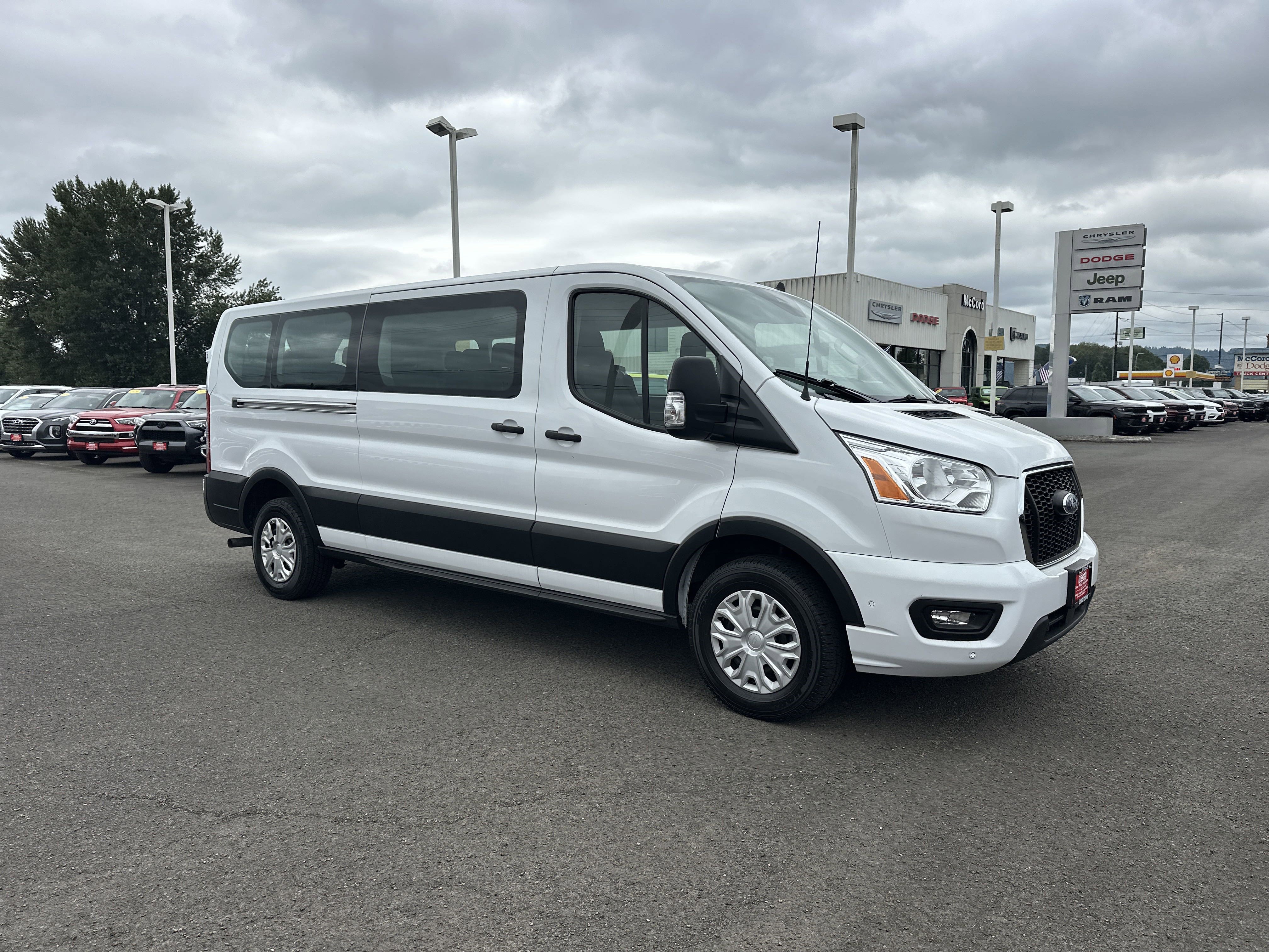 Used 2022 Ford Transit 350 XLT image 7