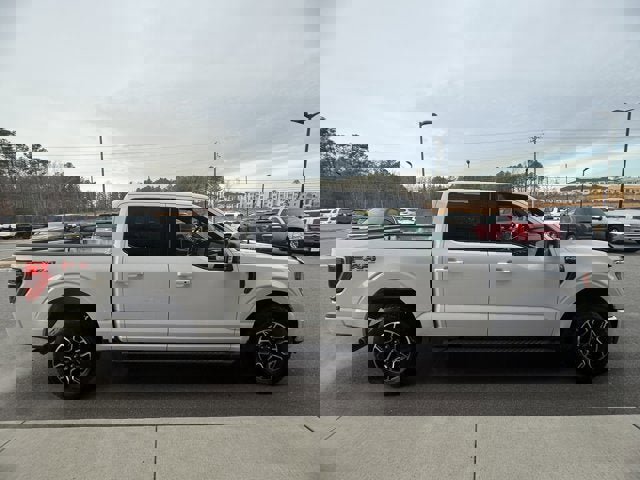 Used 2021 Ford F150 XLT w/ Equipment Group 302A High image 7