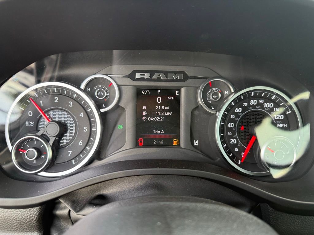 New 2026 RAM 1500 4x4 Crew Cab image 21