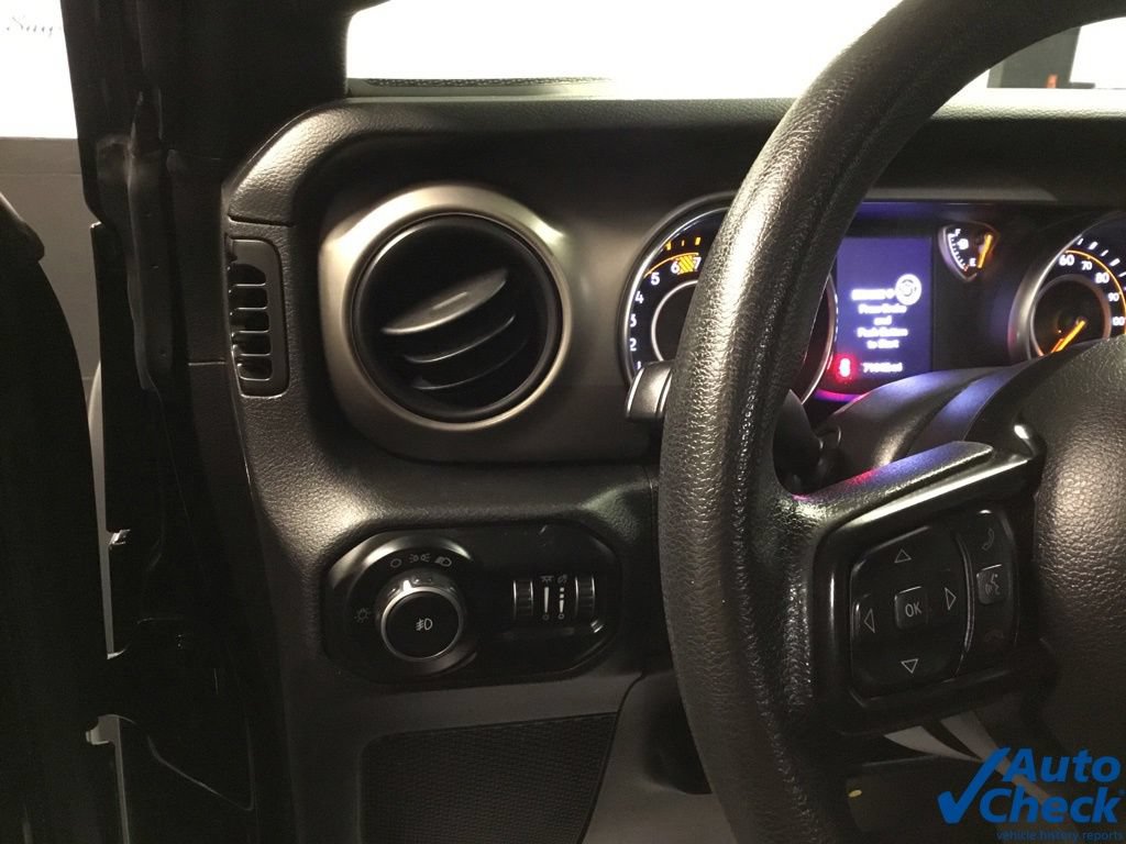 Used 2021 Jeep Wrangler Unlimited Sport AWD/4WD image 25