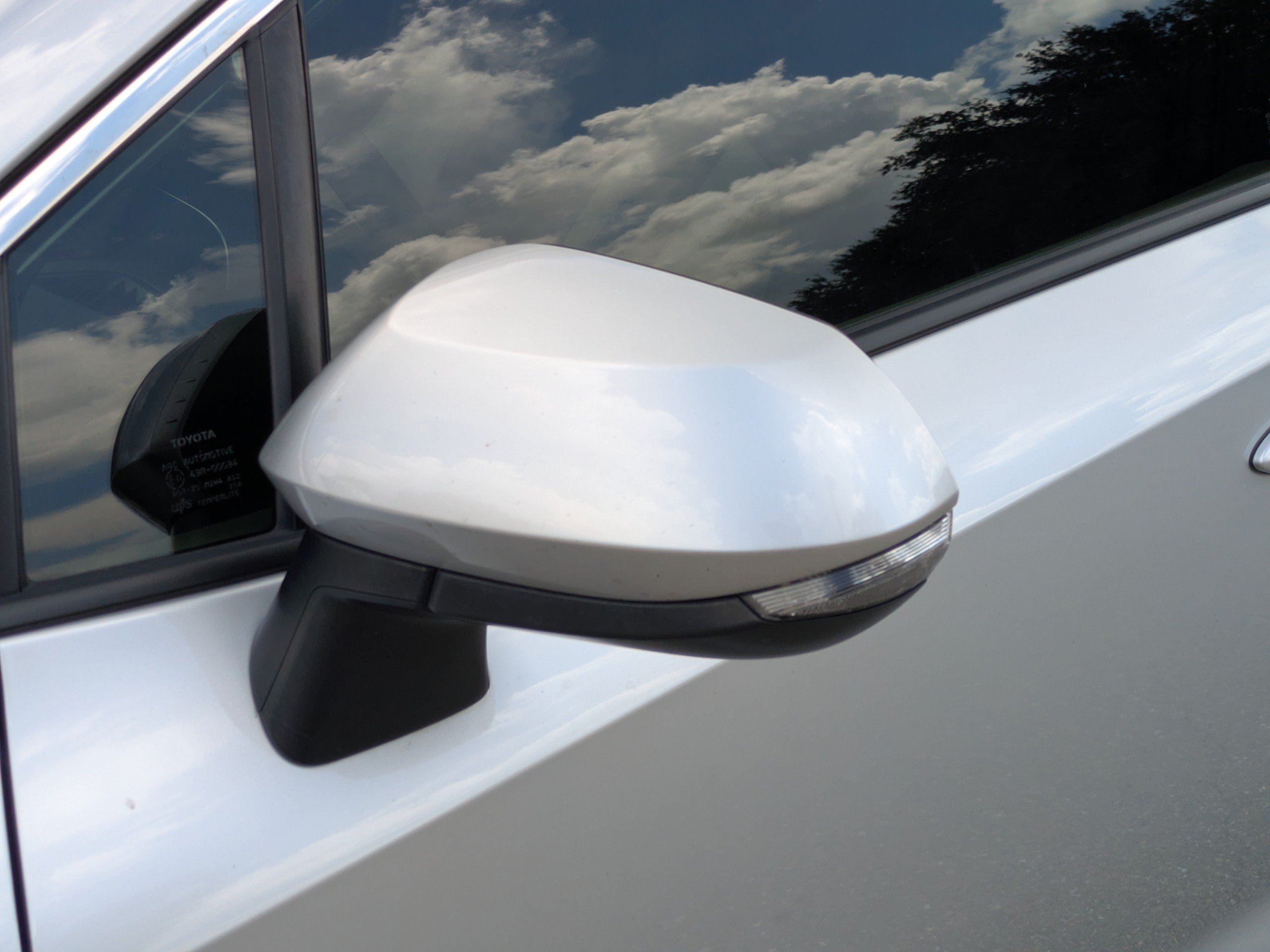 Used 2024 Toyota Corolla XLE FWD image 12