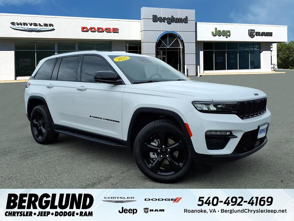 Used 2023 Jeep Grand Cherokee Altitude