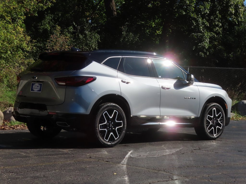 New 2025 Chevrolet Blazer RS w/ Driver Confidence II Package image 3