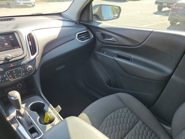 Used 2020 Chevrolet Equinox LT image 3