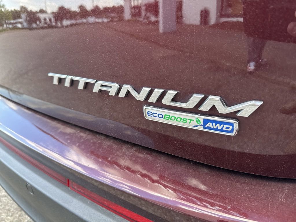 Used 2017 Ford Edge Titanium w/ Equipment Group 301A AWD/4WD image 9