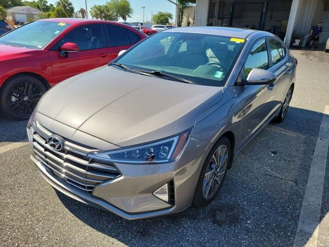 Used 2020 Hyundai Elantra Limited w/ Ultimate Package 03 FWD image 8