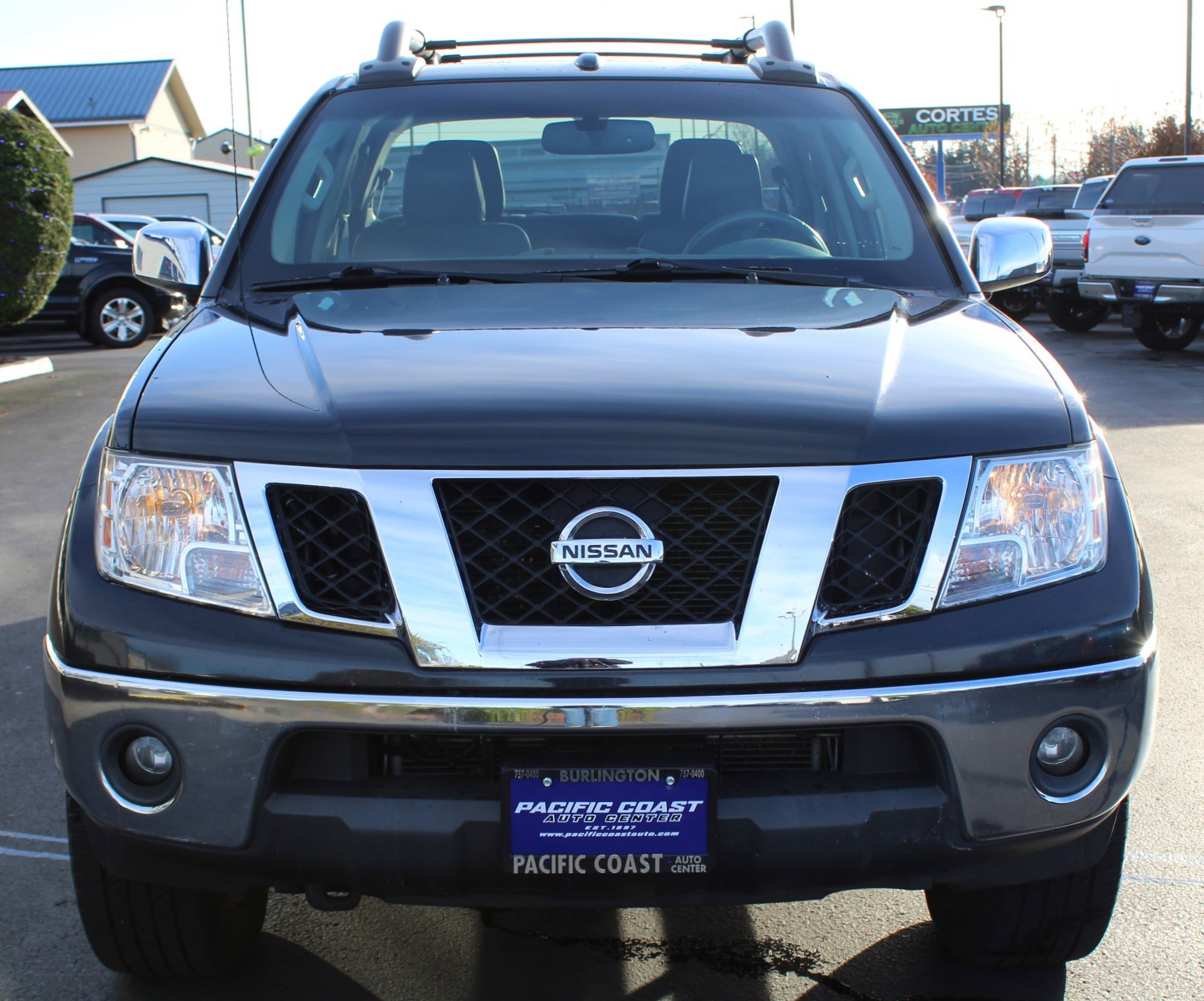 Used 2012 Nissan Frontier 4x4 Crew Cab Long Bed image 8
