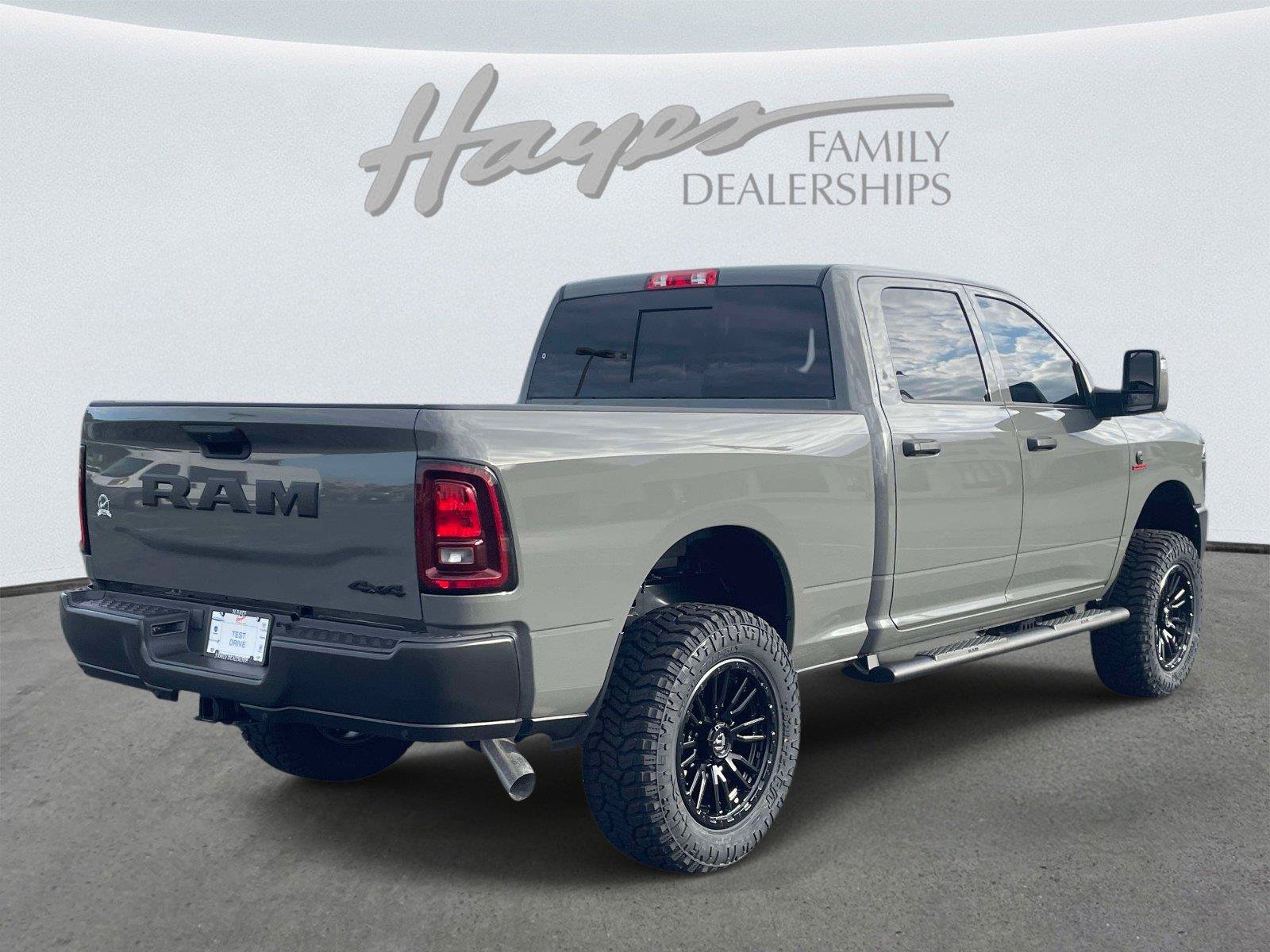 New 2026 RAM 2500 Tradesman AWD/4WD image 15