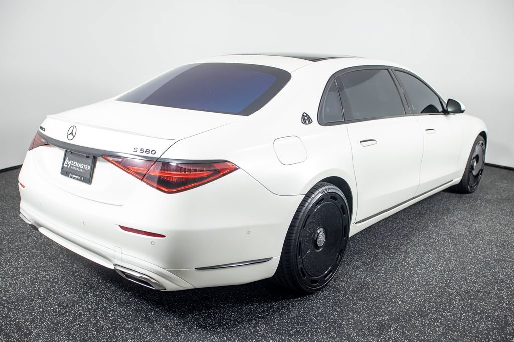 Used 2023 Mercedes-Benz Maybach S 580 4MATIC image 9