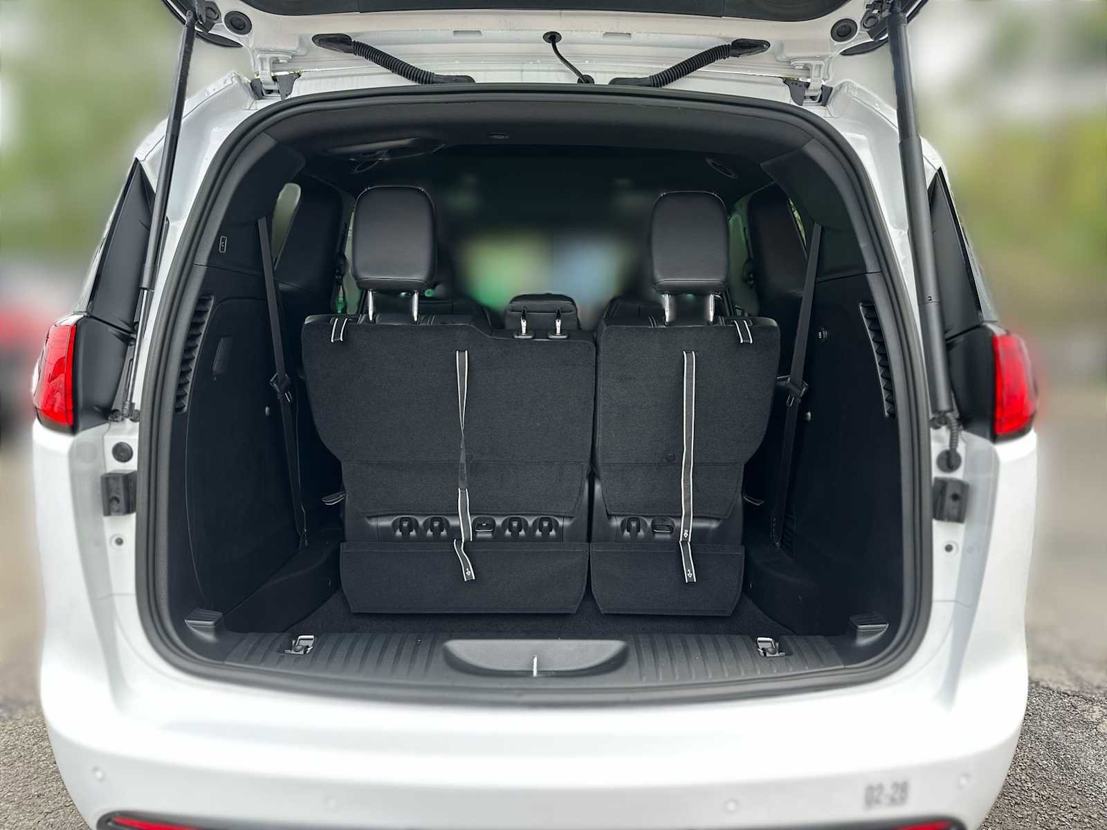 New 2026 Chrysler Voyager LX FWD image 19